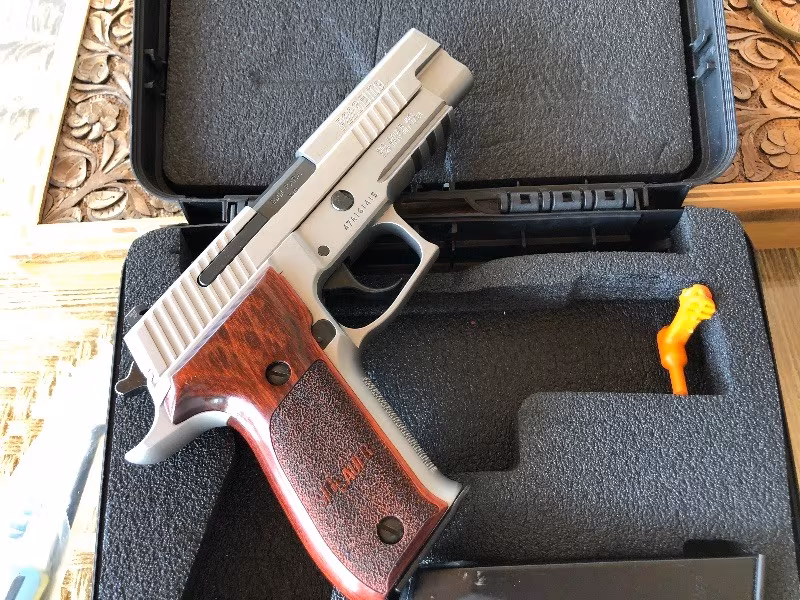 Sig Sauer P226 Elite Stainless