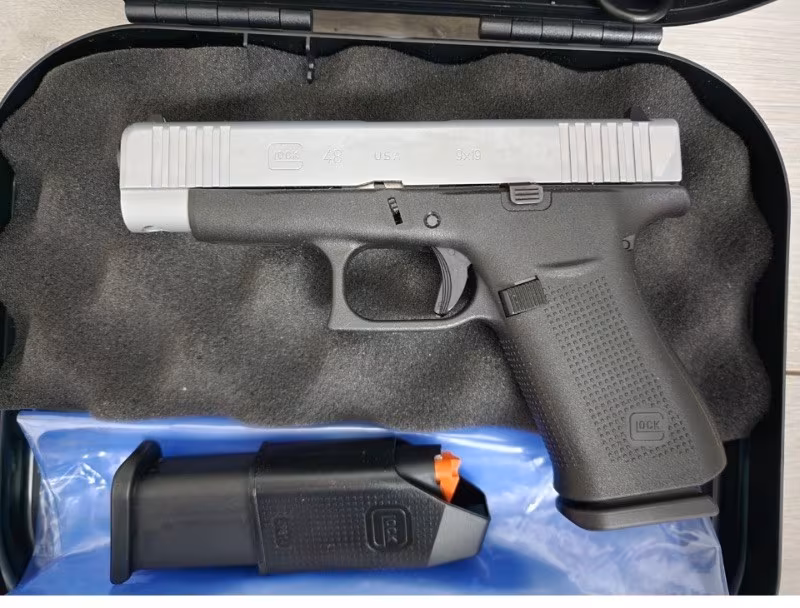 SIFIR GLOCK 48 SİLVIR GEN 5 SIFIR DENEME ATIŞI DAHİ YAPILMADI, RESİM ÇEKMEK İÇİN ÇIKARILDI