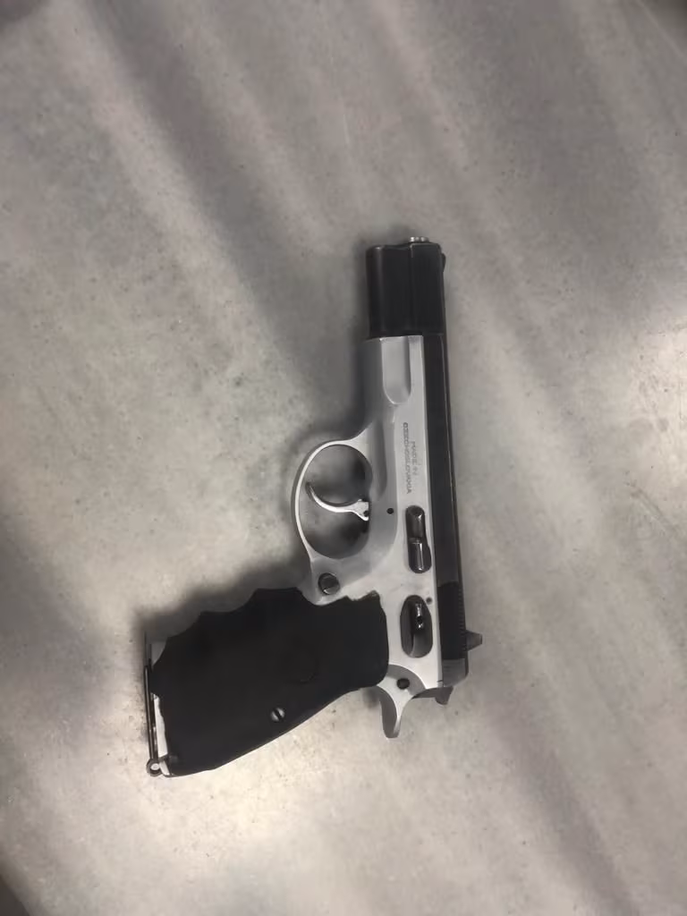 Emekli Emmiyet Mensubundan satılık cz75