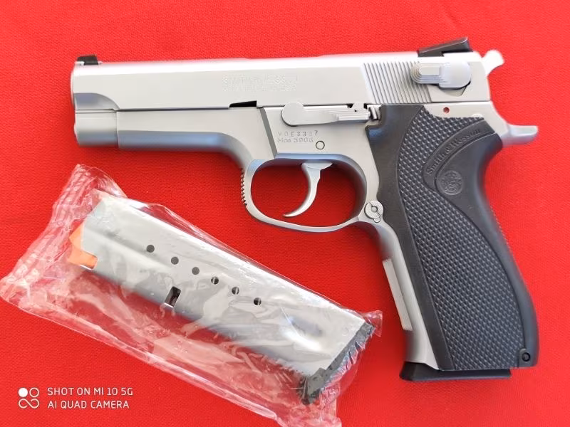SMITH WESSON 5906