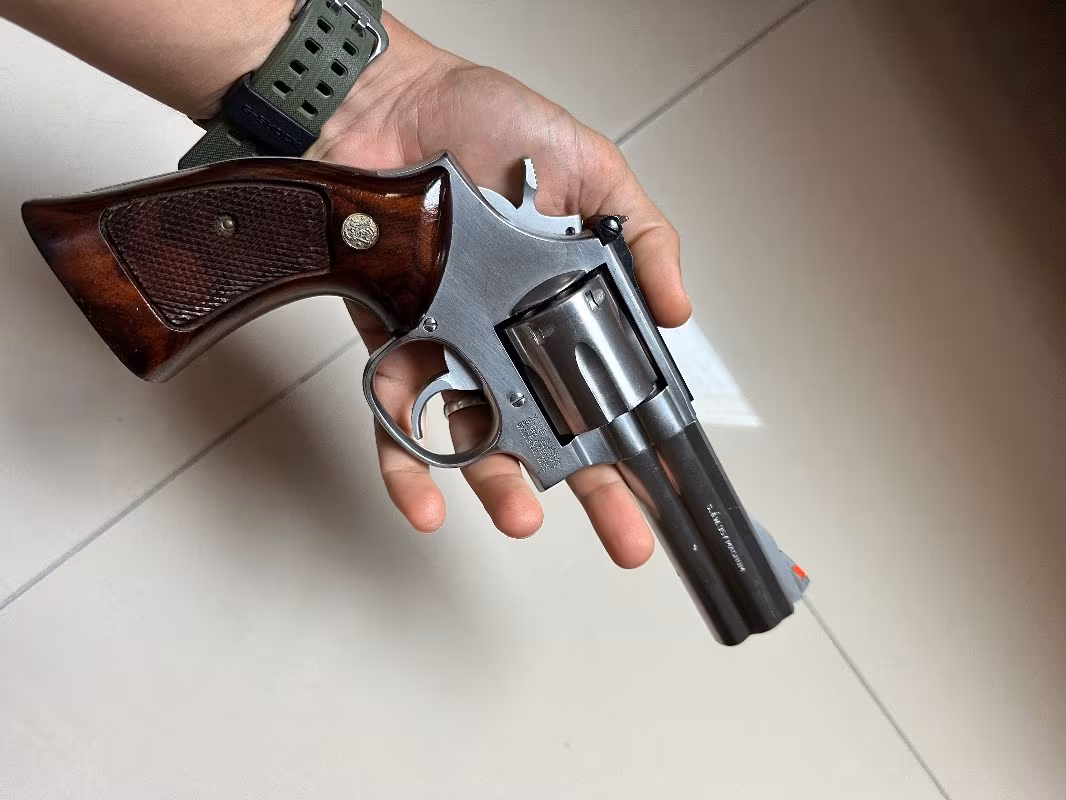 Smith Wesson 686-3 4inç toplu tabanca