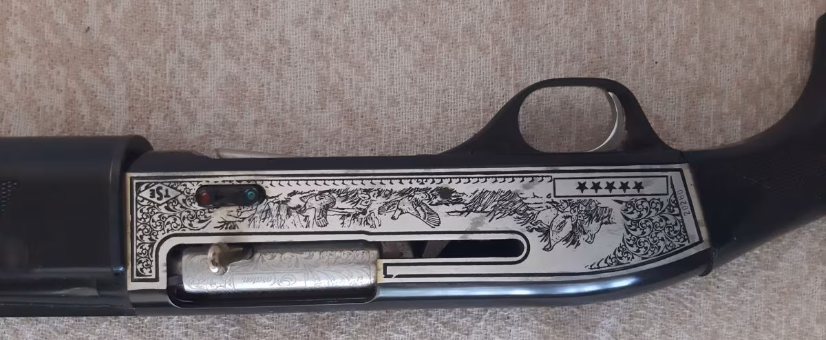 MARATON MARKA OTOMATİK YİVSİZ TÜFEK 12 CAL