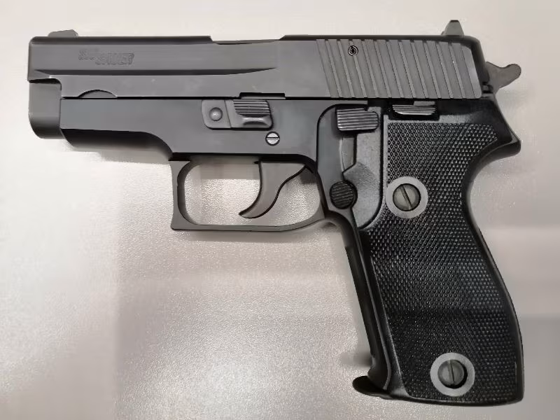 SİG SAUER P 225 EMNIYET MENSUBUNDAN