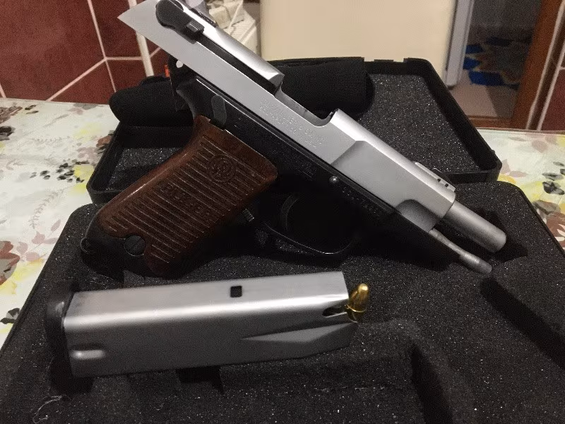 Kaya gibi... U.S.A. Makina bu...