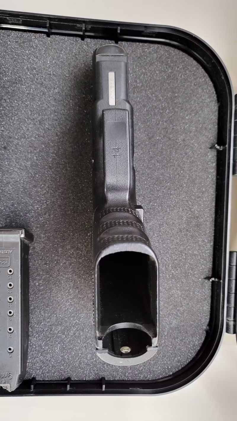 GLOCK 19 GEN 4 TABANCA  3 ŞARJÖR 2014 ÜRETİMİ VE SIFIR TC SERİSİ GLOCK 19-17 VE 43 X GEN5 VE  SİFİR GLOCK 45 TABANCA BULUNMAKTA  GEN 4 İSE 3 ŞARJÖR AVUSTURYA YAPIMI ORJİNAL KUTUSUNDA