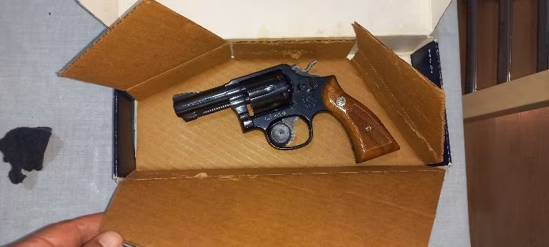 Orijinal kutusunda 38 cal. Smith wesson