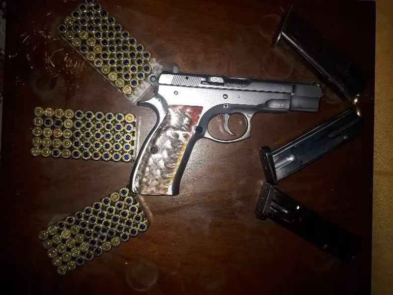 Memurdan satılık cz75b