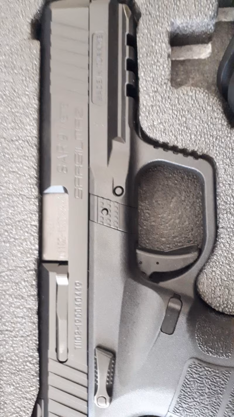 sıfır sarsılmaz sar mete siyah 9 orjinal tüm aksesuarları ile birlikte