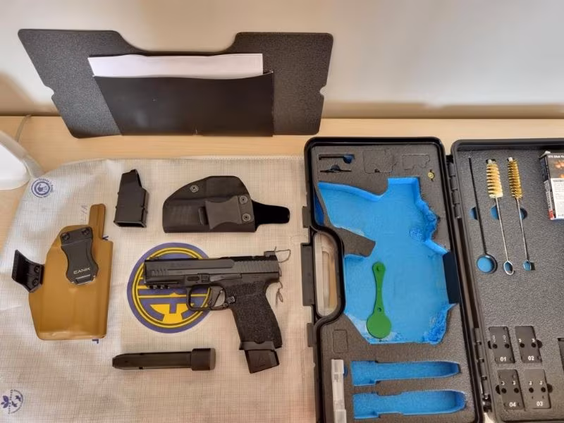 CANİK TP9 ELİTE S COMBAT SIFIR - RUHSATLI- ÖZEL RENK - MFG KYDEX - +4 KARAKULAK + MECANİC RED DOT