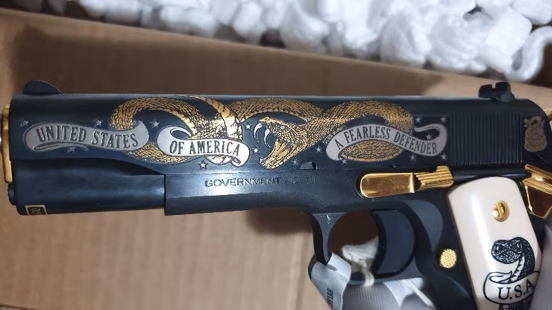 19.500 $ TÜRKİYEDE TEK VE YENİ ,24 AYAR ALTIN İŞLEMELİ,ÖZEL SİPARİŞ VERİLEREK ÜRETİLEN KOLEKSİYON SİLAHI