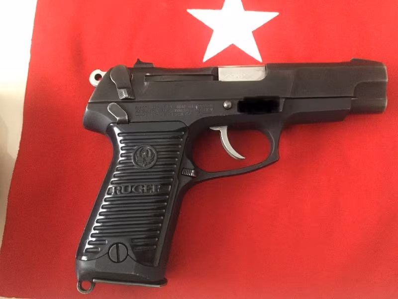 RUGER P85 302