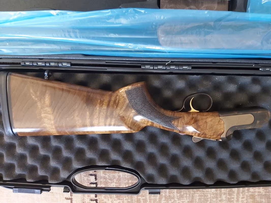 Akkar churchill 206 orcap