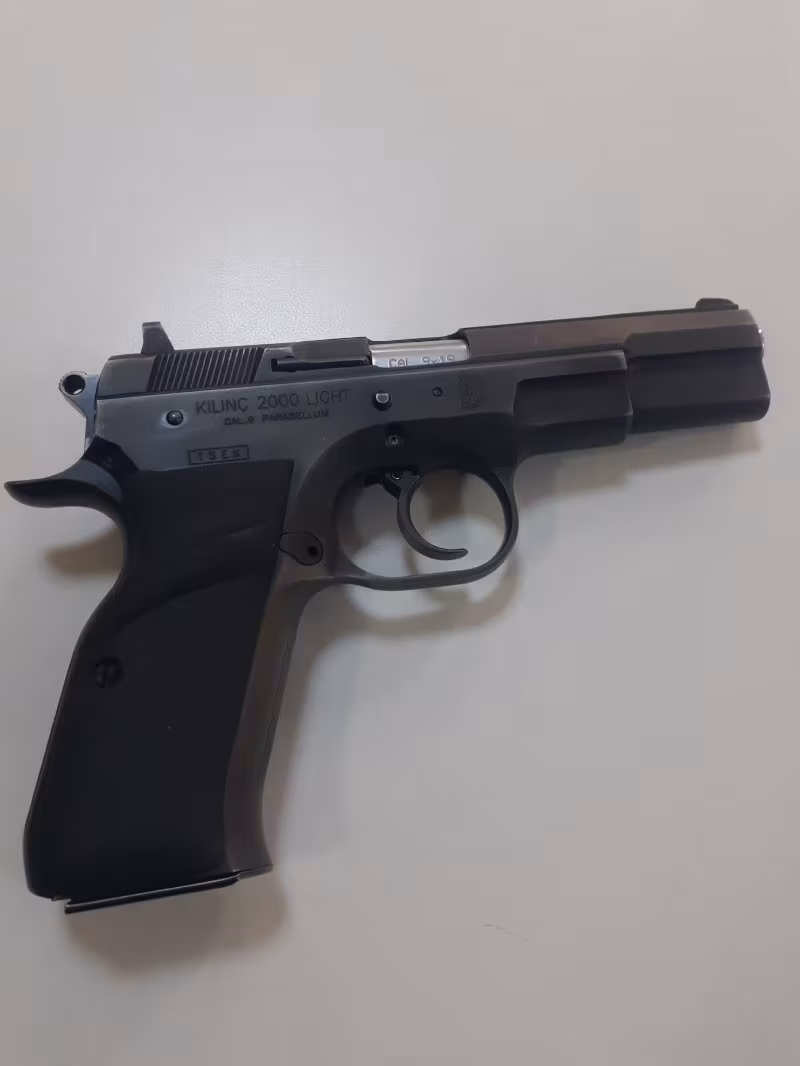 İlk sahibinden sarsılmaz kılınç 2000 light