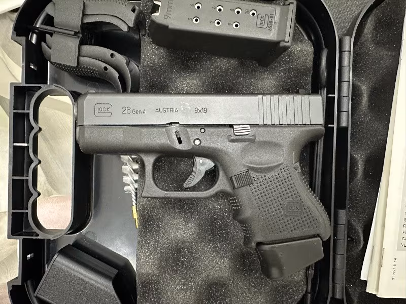 GLOCK 26
