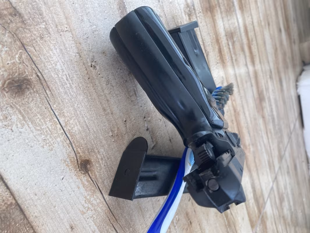 Emn beylik silahıdır