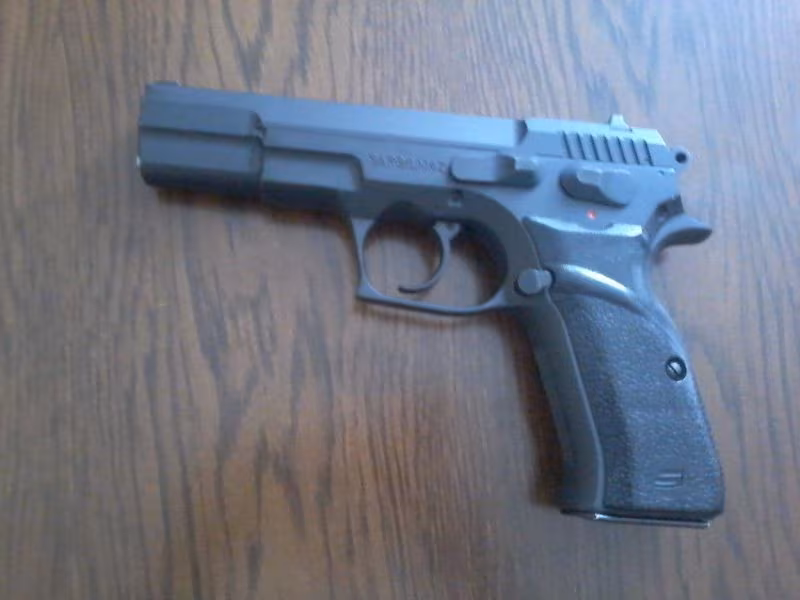 Emekli Polisten  Kılınç2000 mega