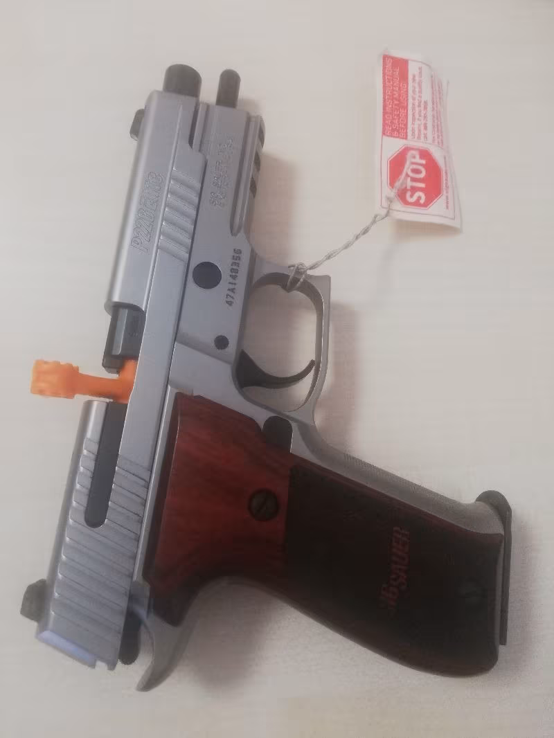 Sigsauer p226 elite sıfır hiç kullanılmamış