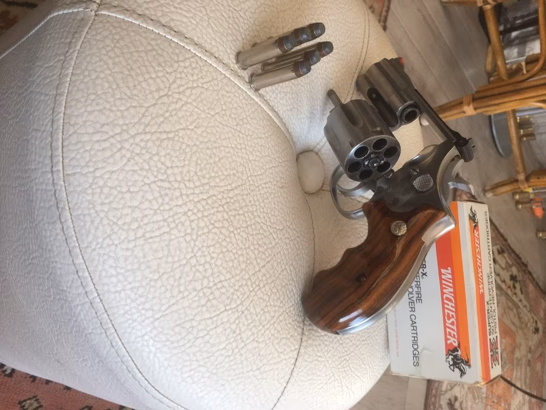 SİMİTH WESSON 357 MAGNUM ÇOK TEMİZ