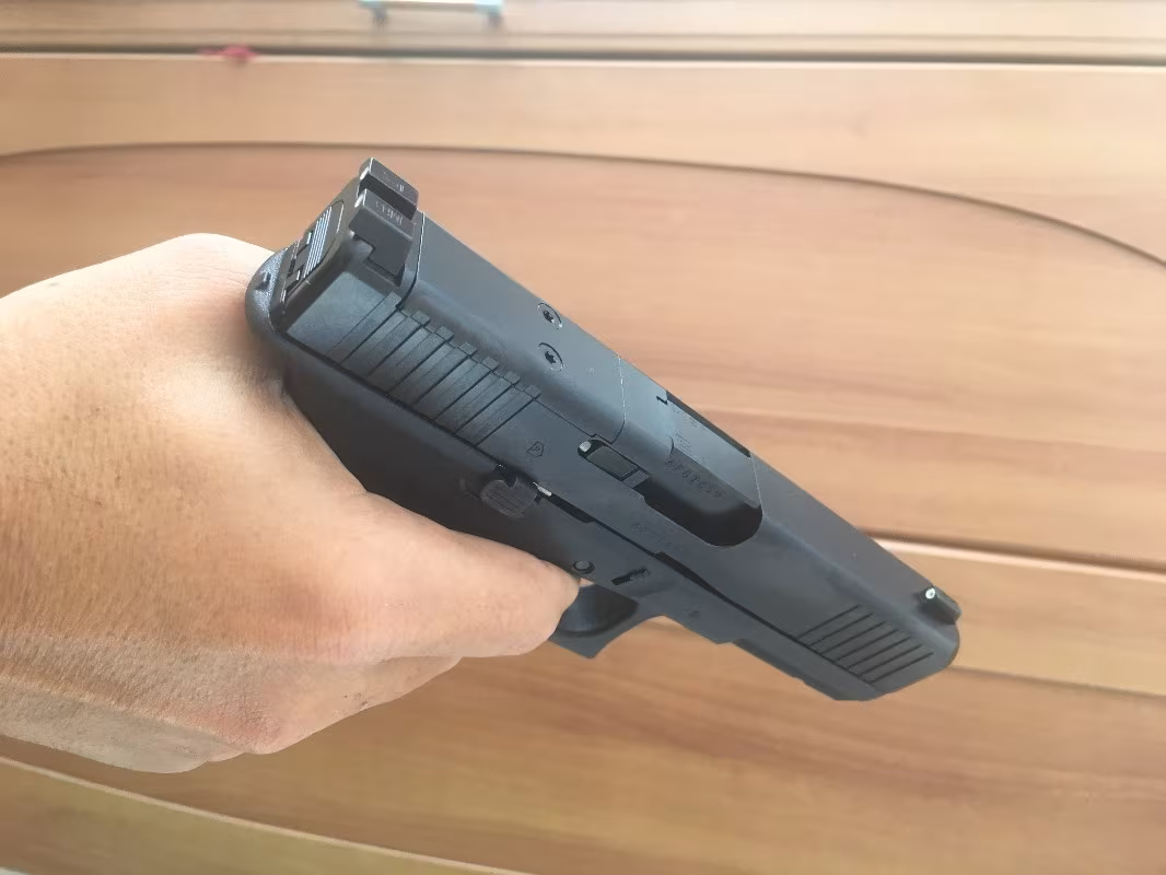 Yargı mensubundan sıfır Glock 17 Gen 5 MOS