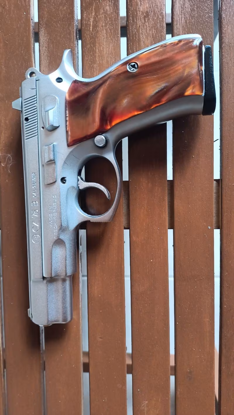 Satılık CZ 75 Emniyet mensubundan.