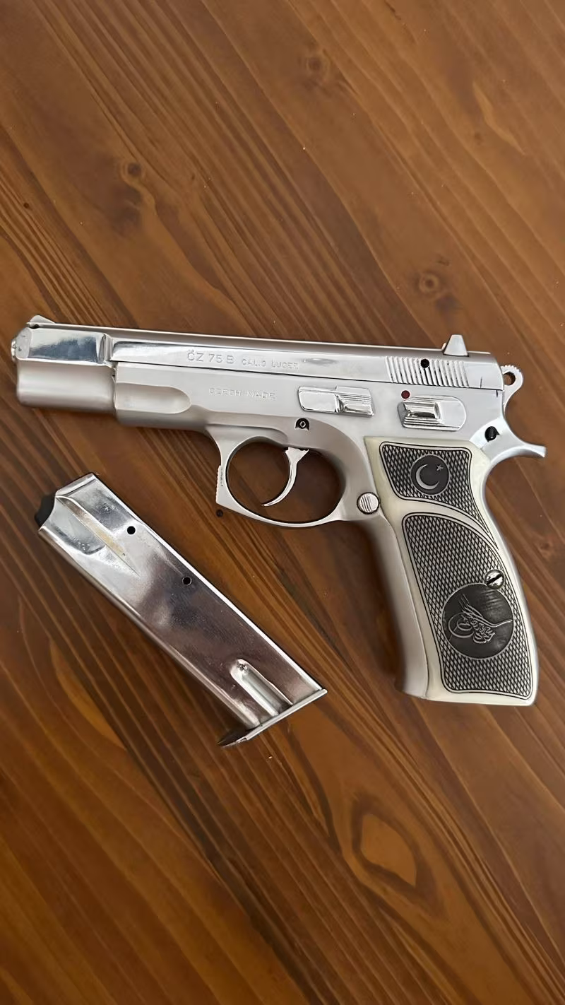 Memurdan temiz CZ 75 B