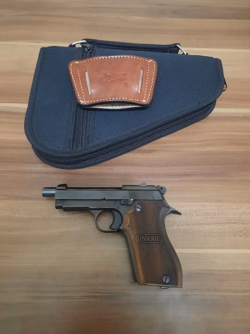 MERAKLISINA KOLEKSİYONLUK ORJİNAL BİR SİLAH