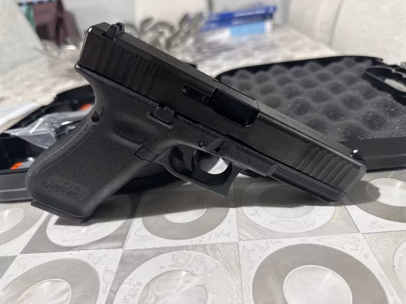 TC SERİLİ GLOCK 17 GEN 5 (17+1 şarjör kapasiteli )