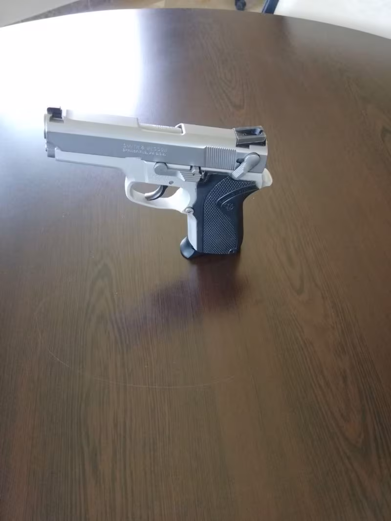 SİLAH Smith&Wesson 69064000