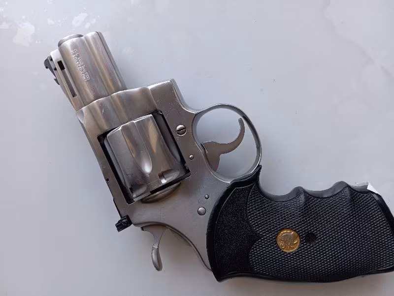 Colt python temiz