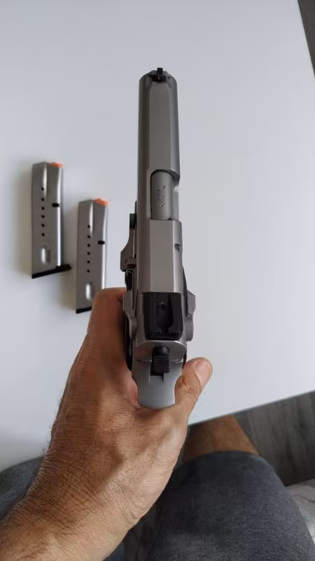 5906 SIFIR ŞARJÖRLÜ SMİTH WESSON