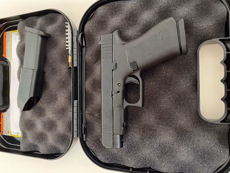 Glock g48 100. Yıl özel seri