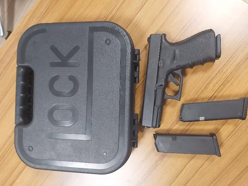 Anahtarli glock sifir ayarinda