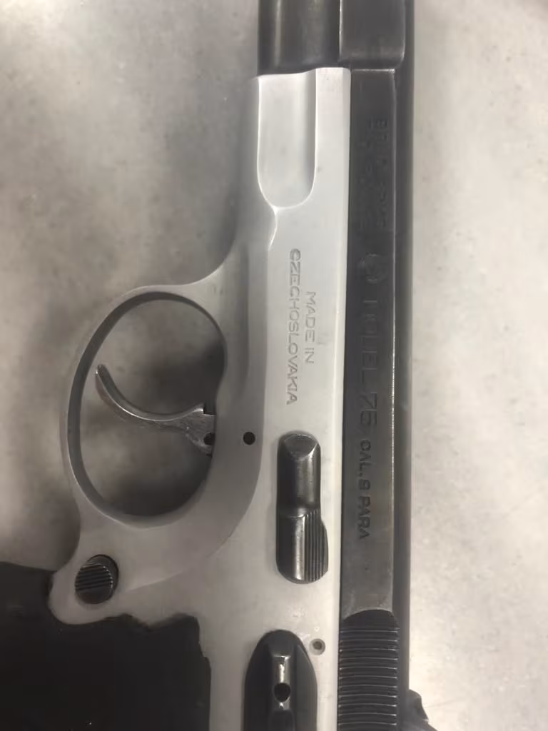 Emekli Emmiyet Mensubundan satılık cz75