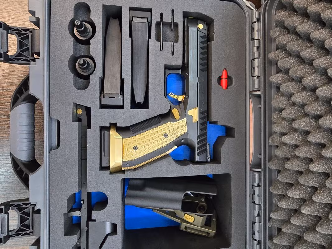 Laugo arms alien black gold