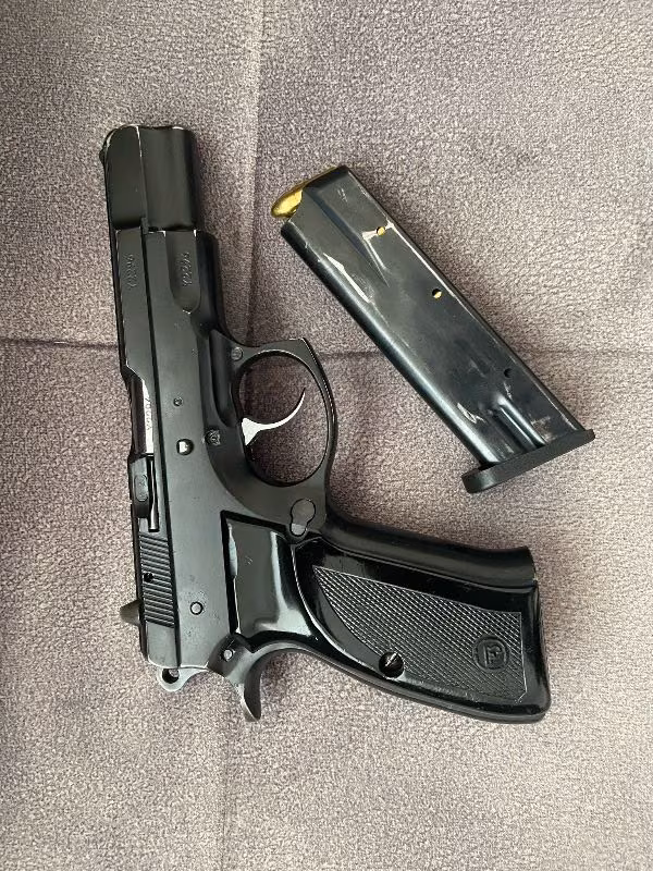 CZ 75 B POLİSTEN TEMİZ BAKIMLI