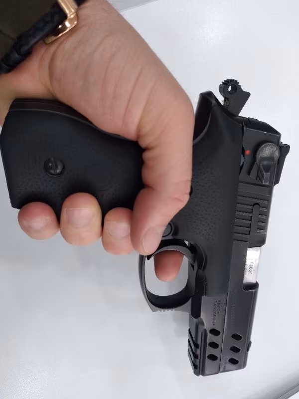 Emniyet Personelinden