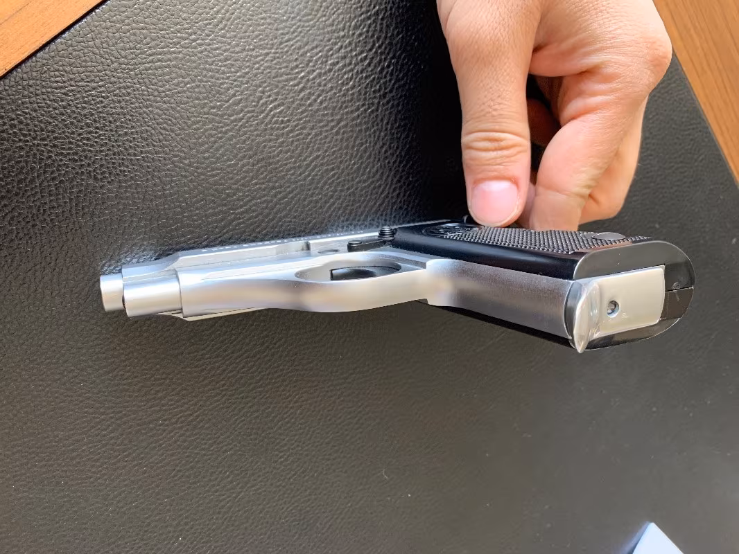 Memurdan Temiz Düğmeli Beretta 7.65 Mod 70