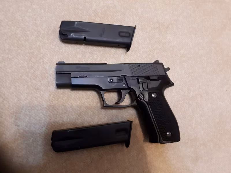 GELİBOLU DA SATİLİK SİG SaUER P226