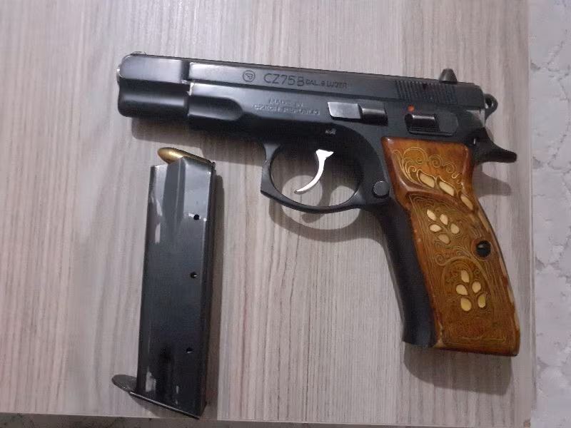 CZ75 B
