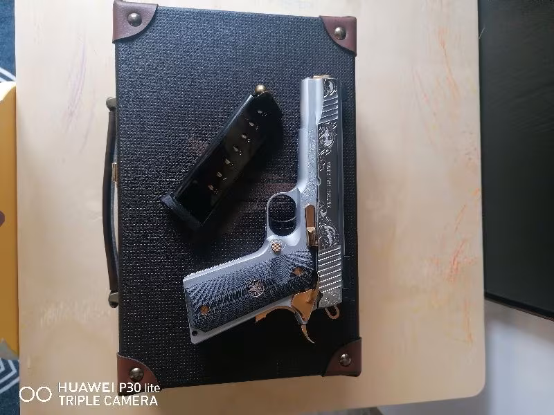 Memurdan sıfır silah