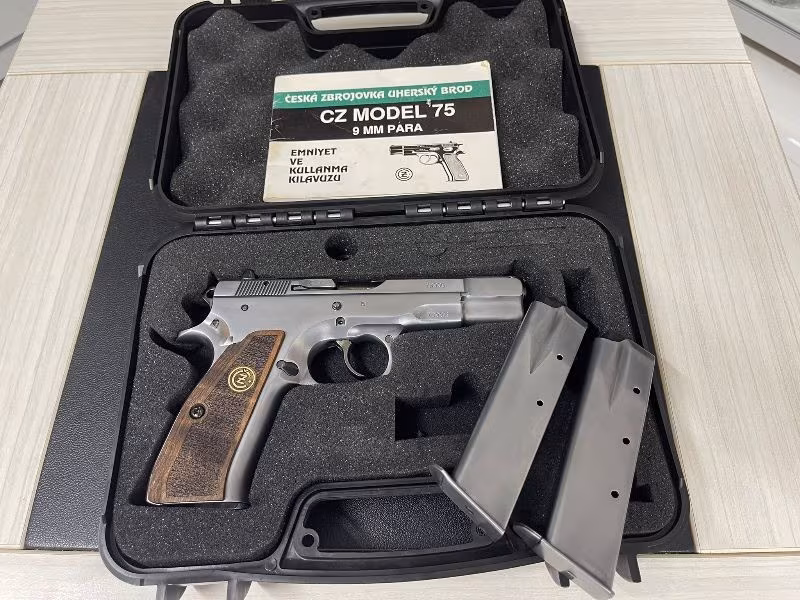 CZ 75 B