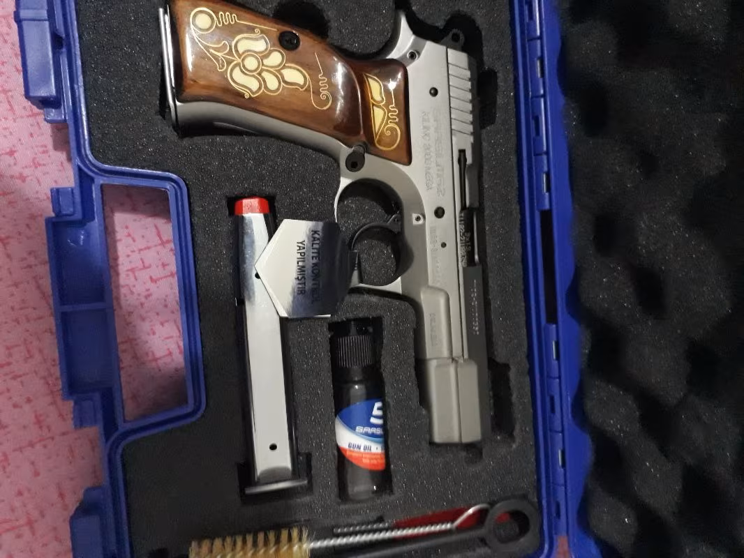 Sıfır kutusunda Ruhsatlı Krom Sarsılmaz Kılıç 2000 Mega