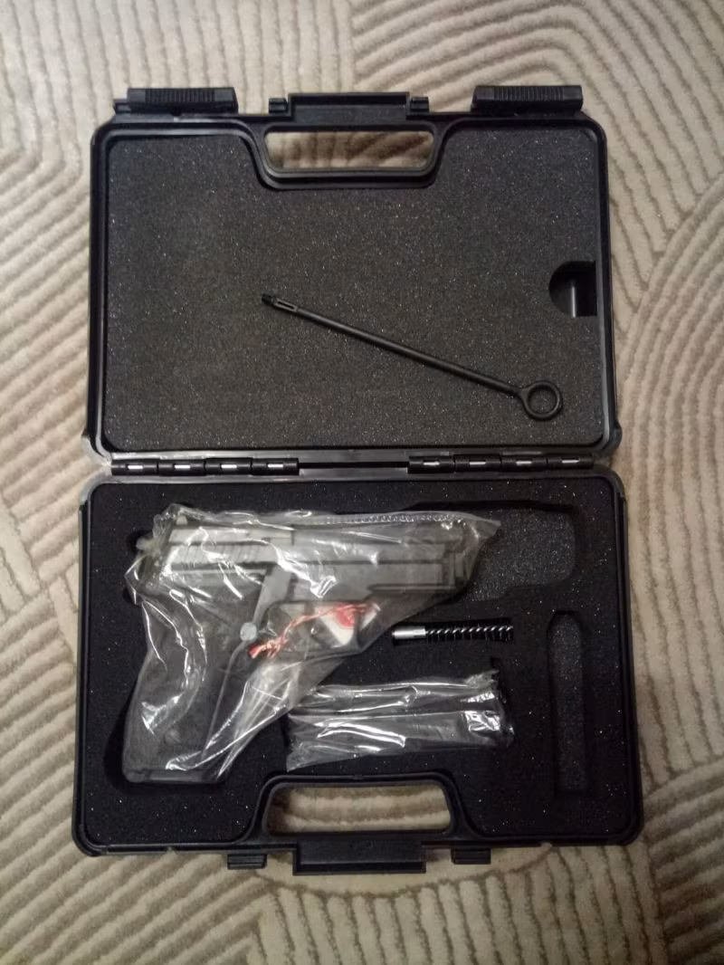 0 SigSauer P229 Alman