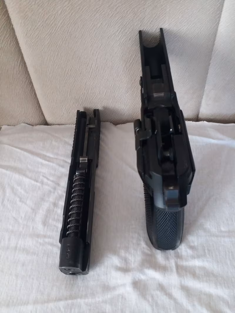 Müfettişten Temiz Sığ Sauer P 226