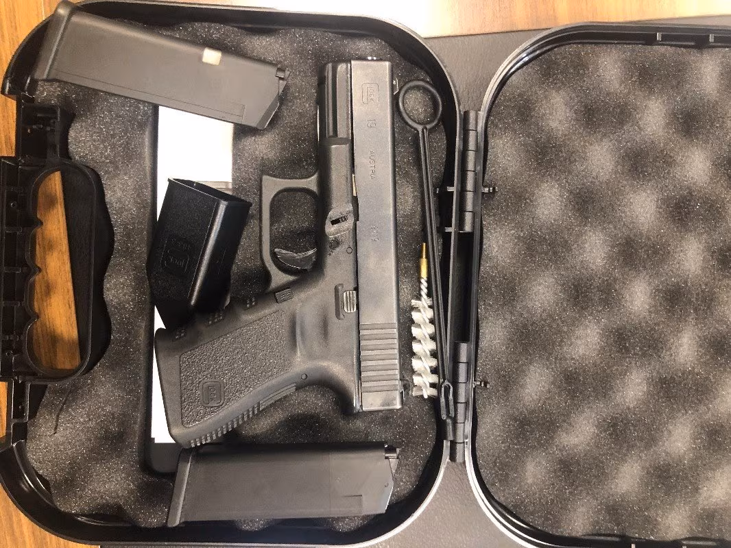 Kamu görevlisinden temiz glock 19 gen 3