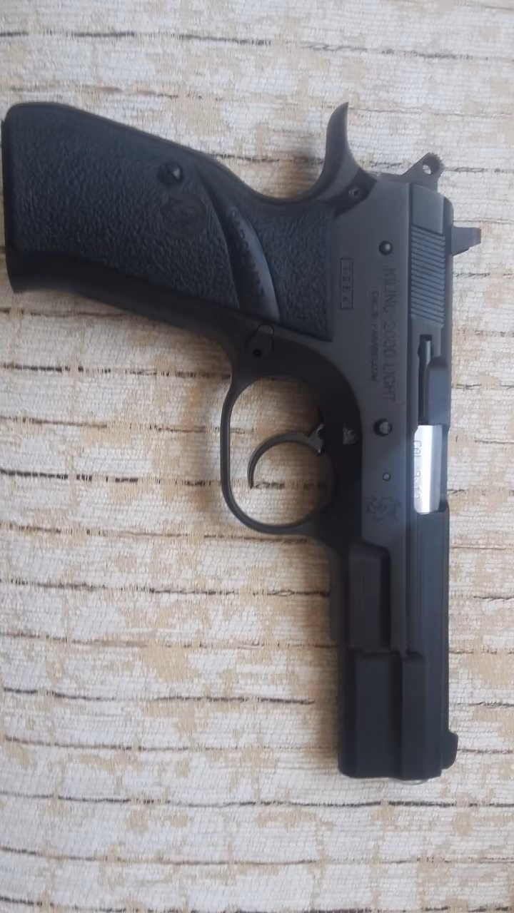 SARSİLMAZ YARI OTOMATİK SİLAH RUHSATLI