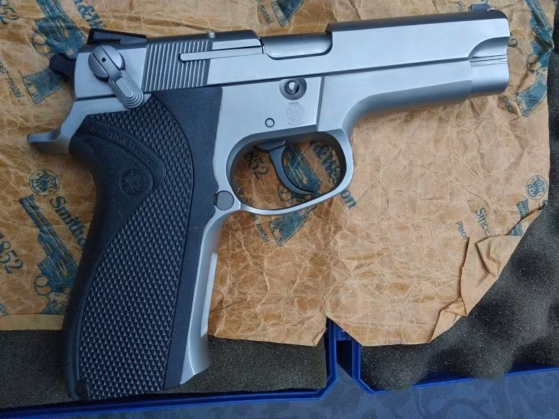sıfır ayarında smith&wesson 5906