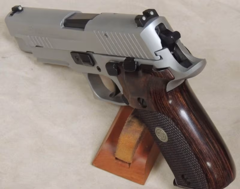 SİG SAUER P226 ELİTE STAİNLESS