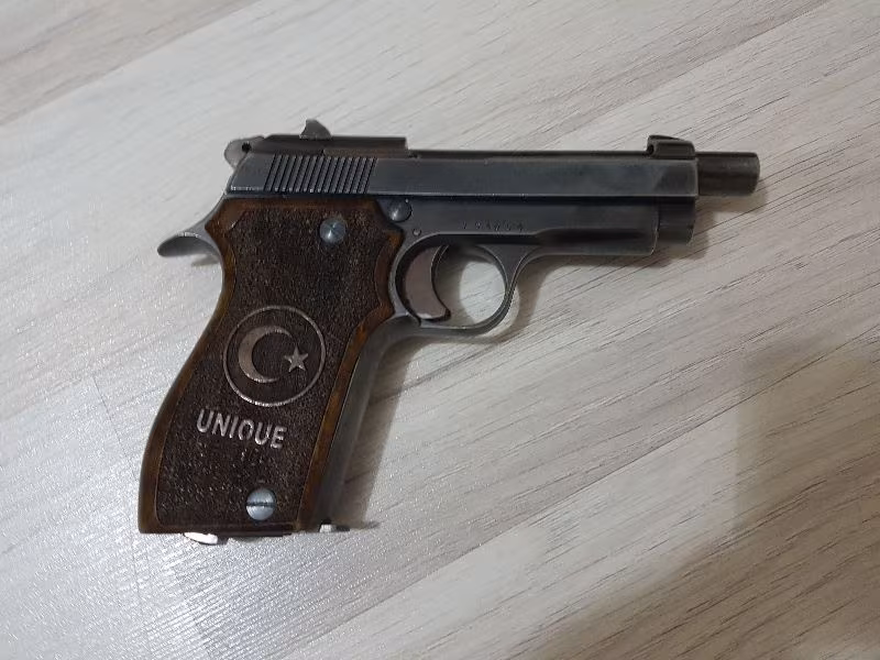 Unique (Fransız Onlusu)