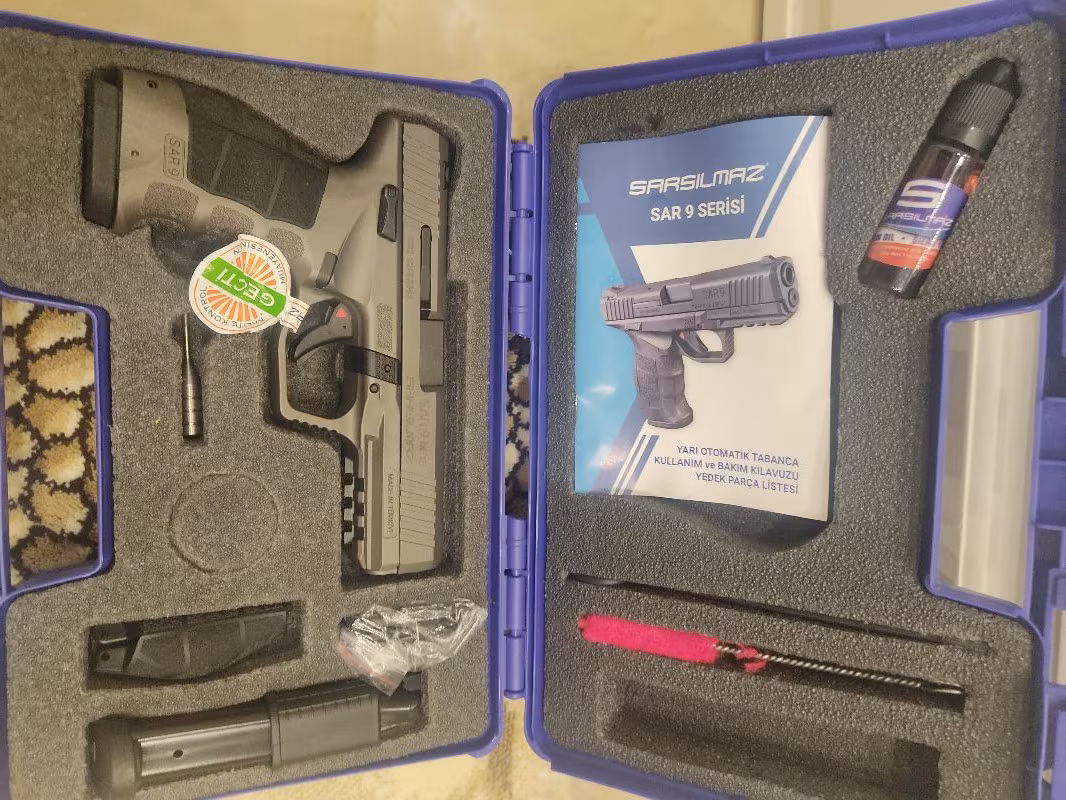 Sıfır kutusunda memurdan